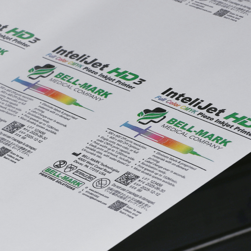 Bahnmaterial verlässt den HD3S-Drucker